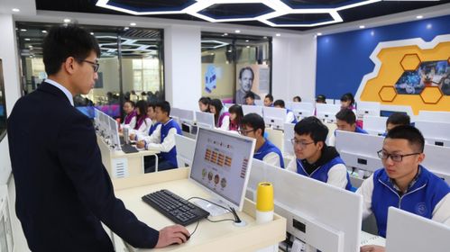 山西新華電腦學校2021 學習互聯網技術，開啟璀璨人生新篇章